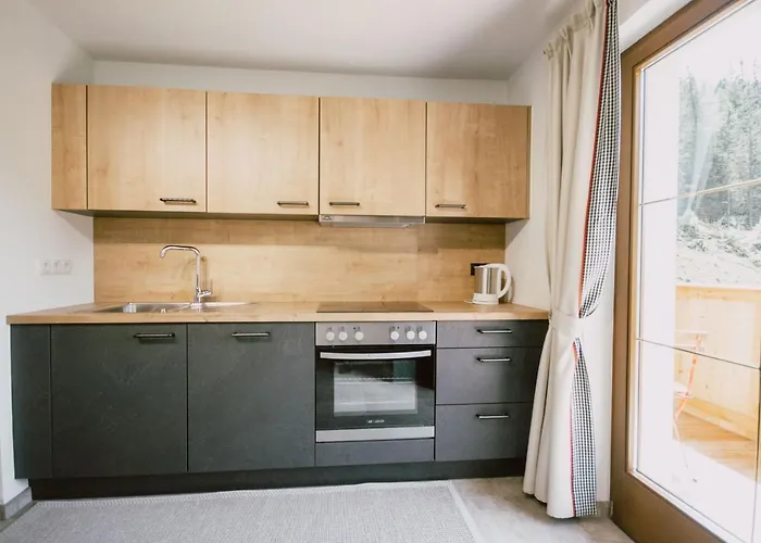 Nedererhof - Zimmer Enzian Mit Gemeinschaftskueche