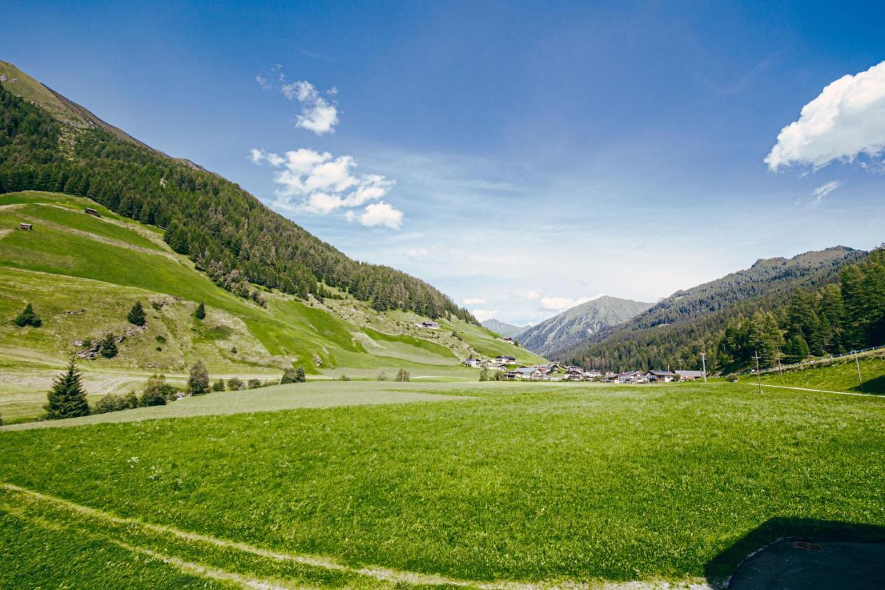 Nedererhof - Enzian Mit Gemeinschaftskueche Schmirn